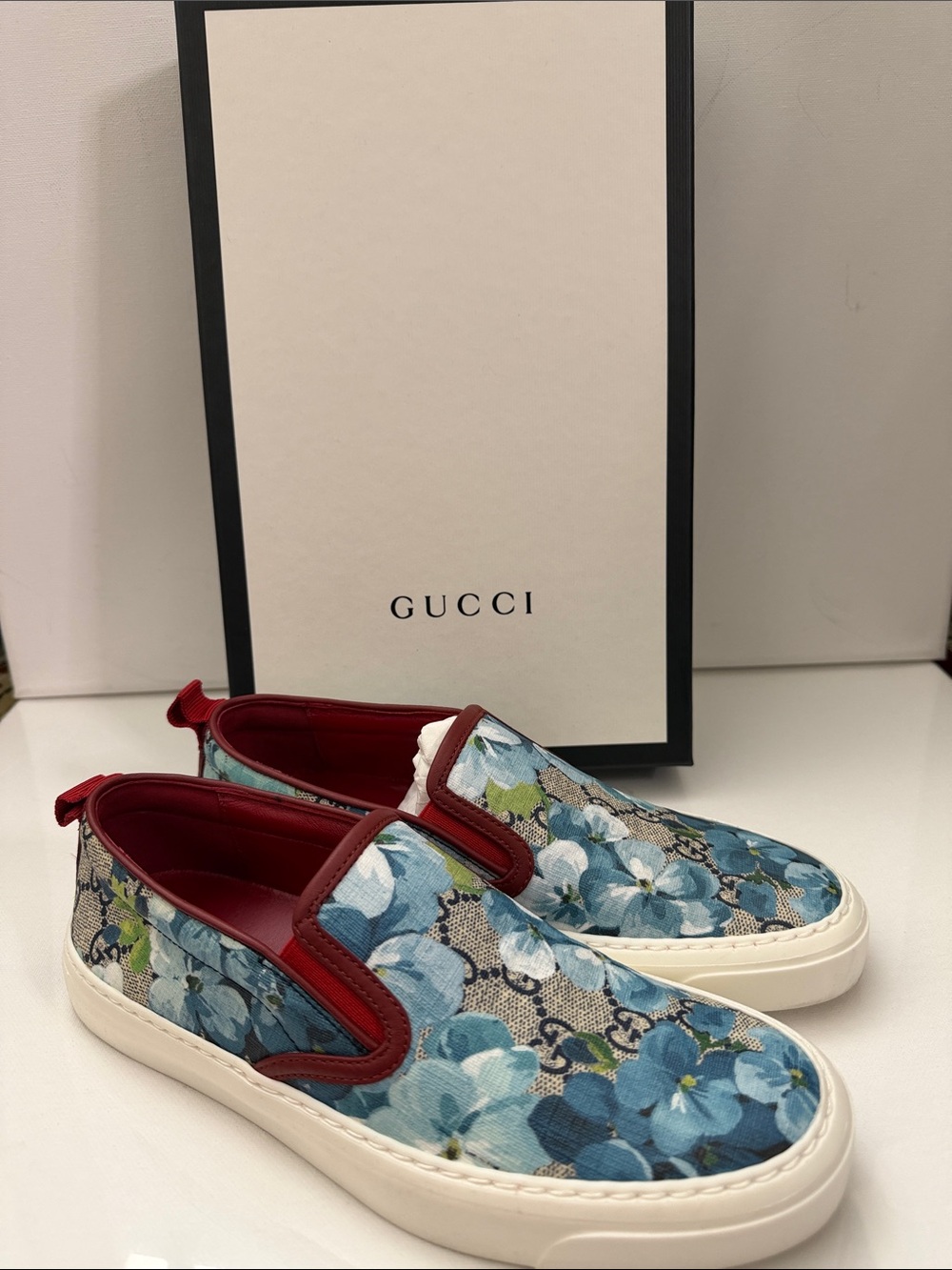 Gucci GG Supreme Canvas Slip-On 'Blue Floral' 546150
